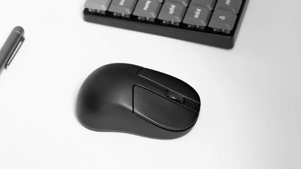 QuanGear M4 Wireless Optical Mouse with 3395 Sensor