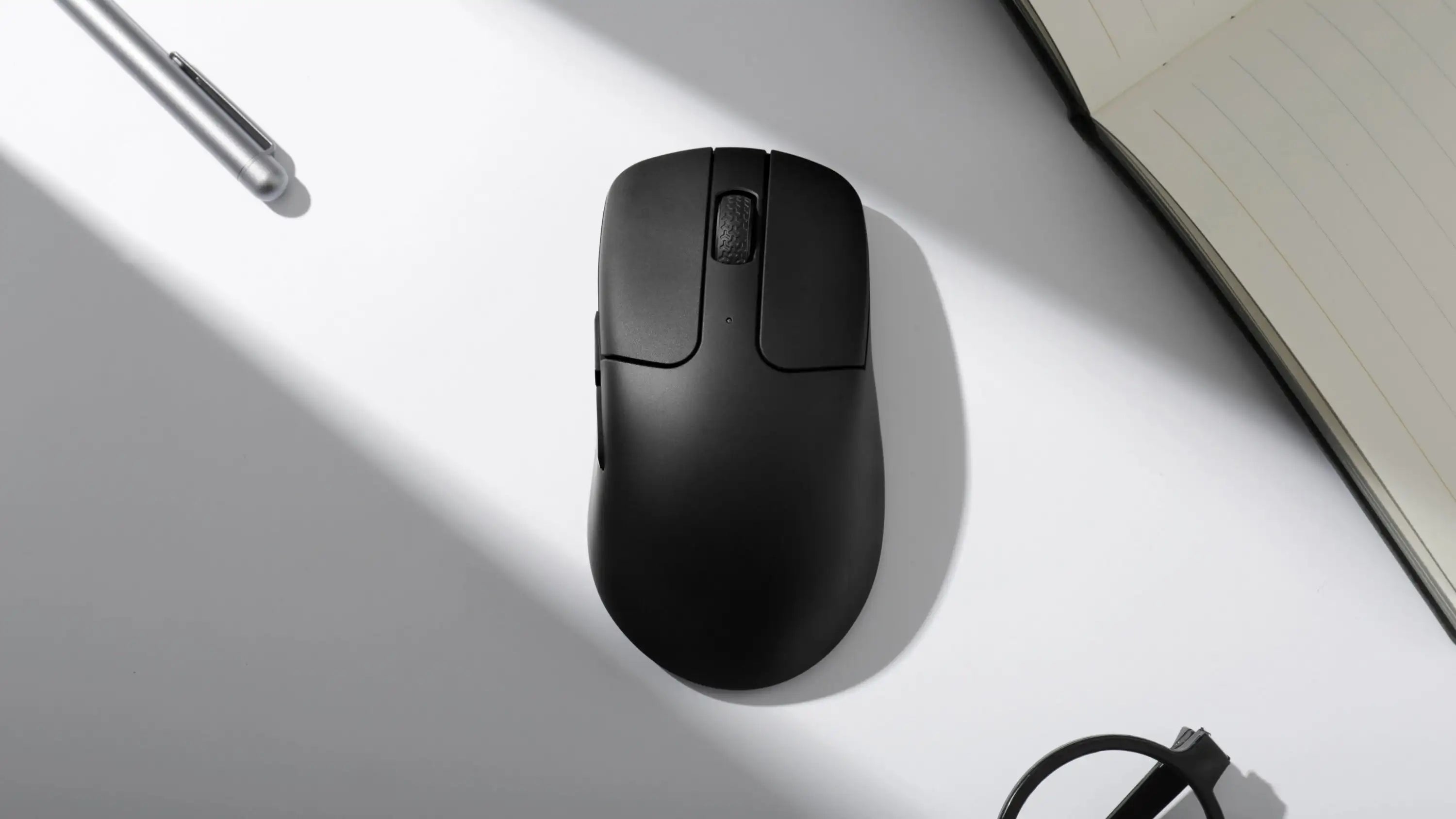 QuanGear M2 Wireless Optical Mouse with 3395 Sensor