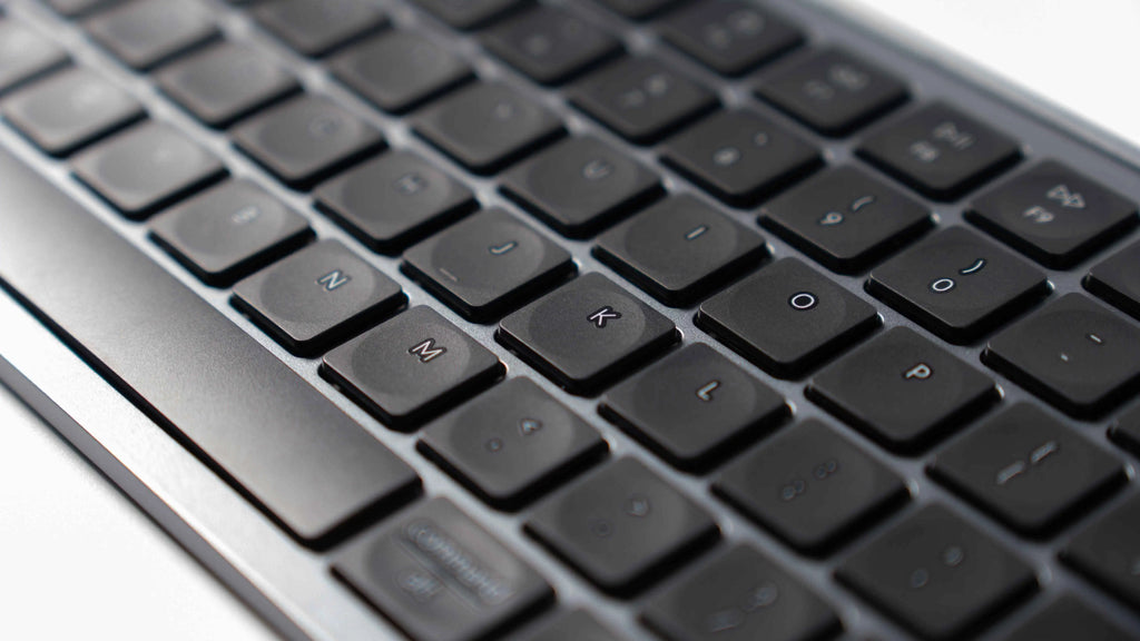 QuanGear B2 Pro Ultra-Slim Wireless Keyboard 98% Layout